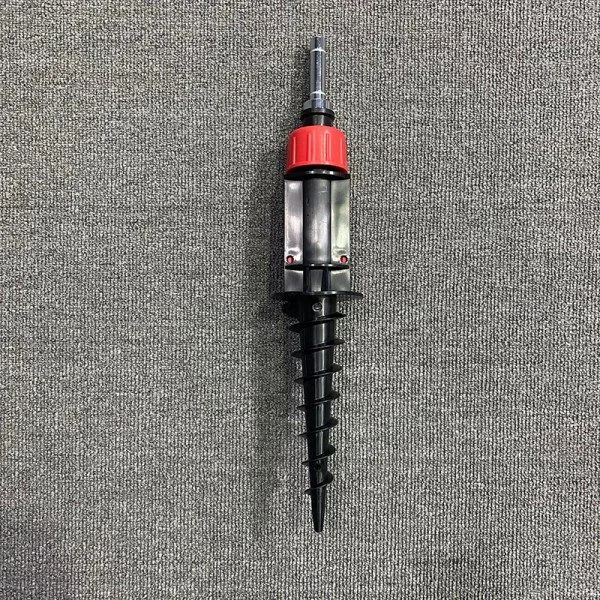 Plastový zemní hrot